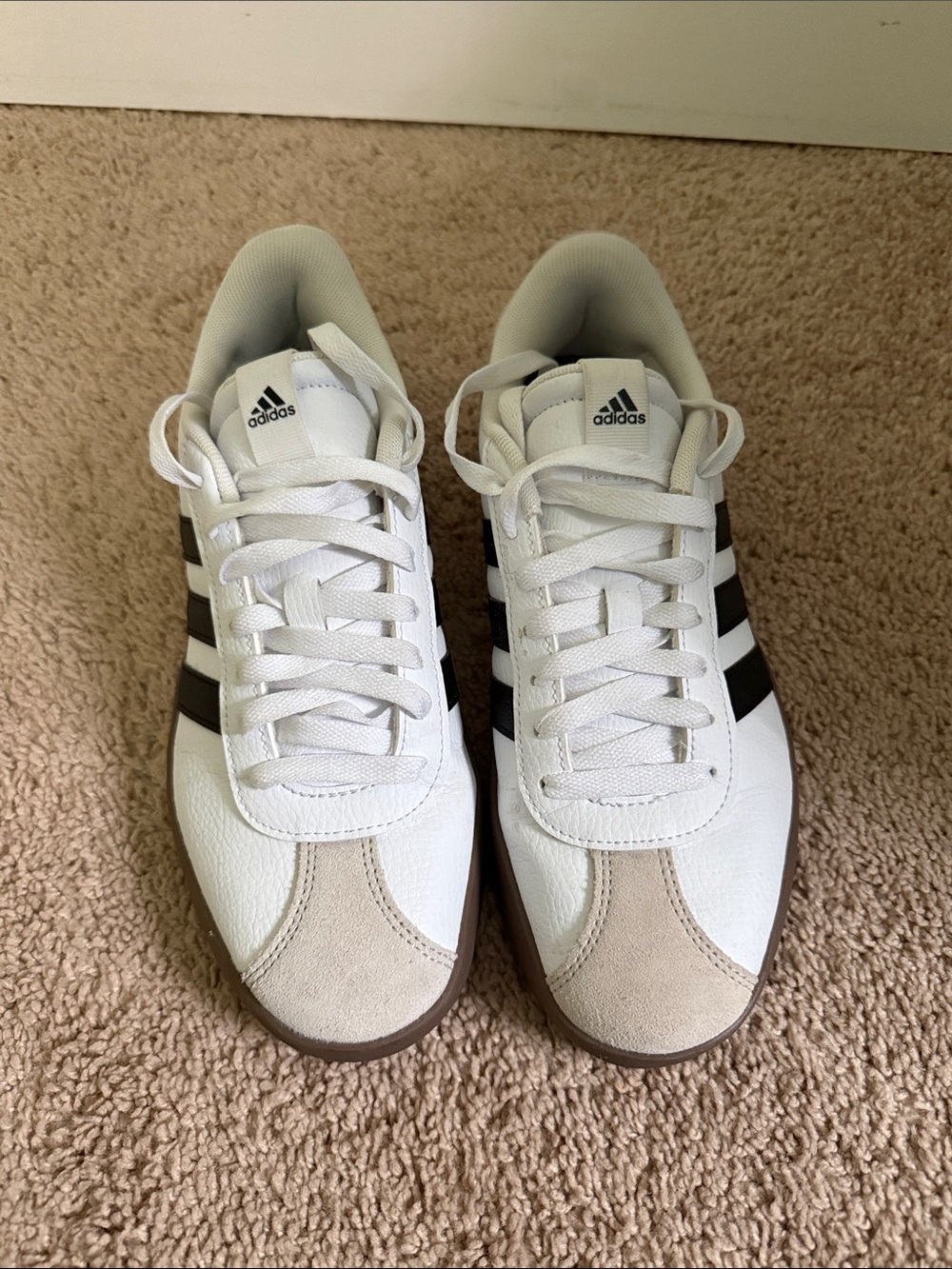 Adidas VL Court 3.0 Sneaker size 8.5